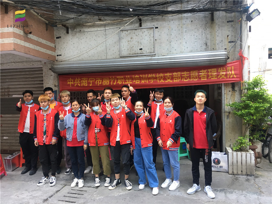 爺爺奶奶的理發(fā)問題，我們承包啦