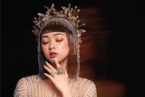 奢華復(fù)古造型，詮釋南寧學(xué)化妝哪家專業(yè)