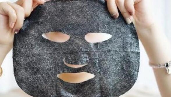 南寧美容護(hù)膚：如何在空調(diào)房快速補水？