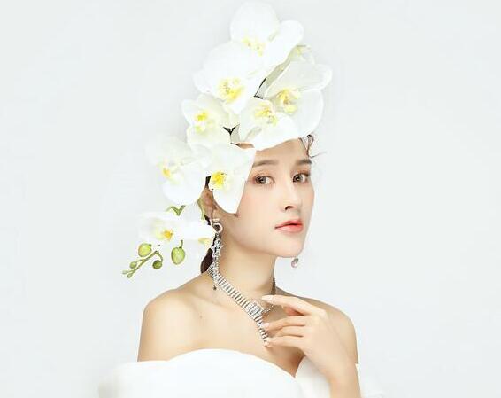鮮花在彩妝中的重要性 ，南寧化妝培訓(xùn)分享