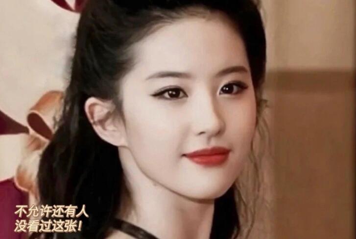 清冷煙熏眼妝教程，?南寧學(xué)彩妝分享