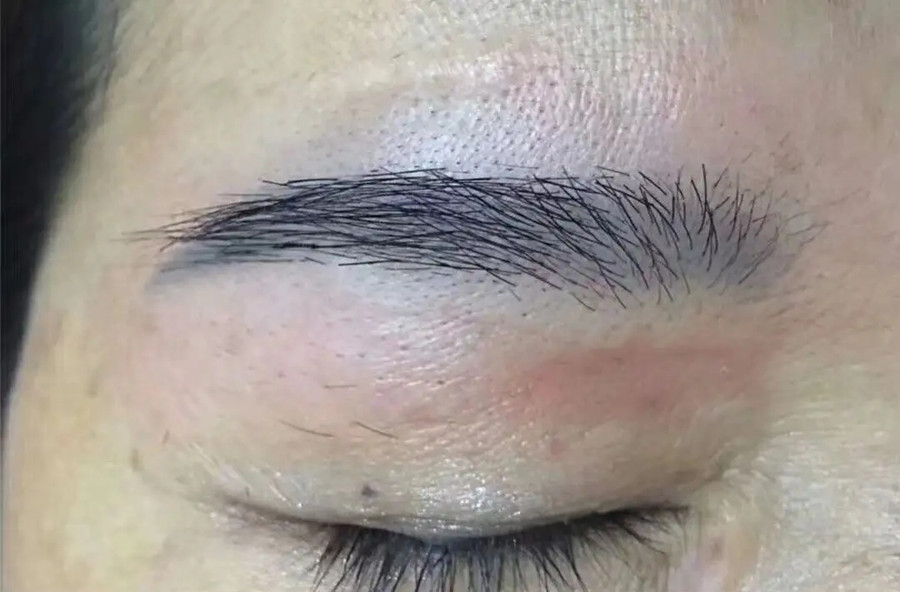 藍(lán)眉和紅眉形成的原因，看南寧紋繡培訓(xùn)正規(guī)學(xué)校哪家好?