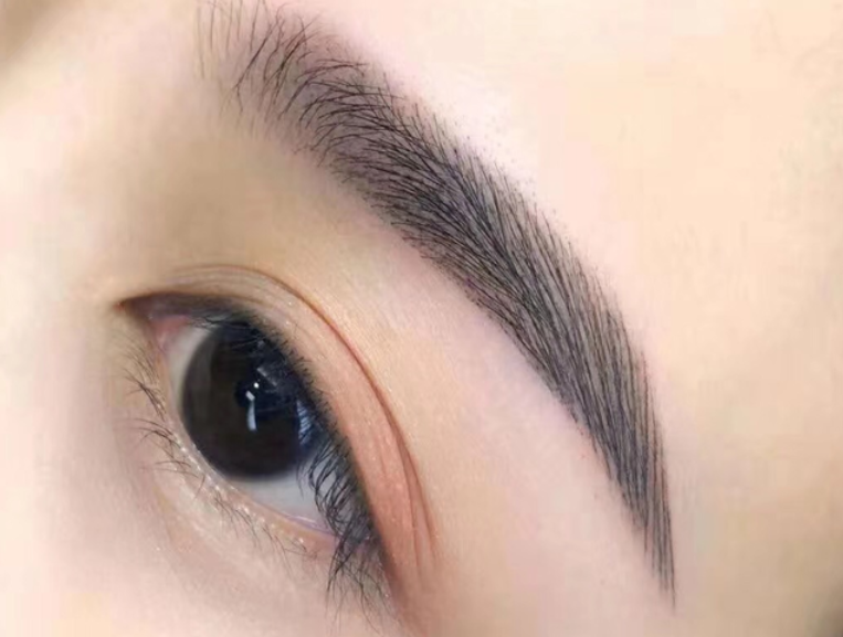 紋眉的價(jià)格怎么決定？南寧紋繡十大名校揭秘