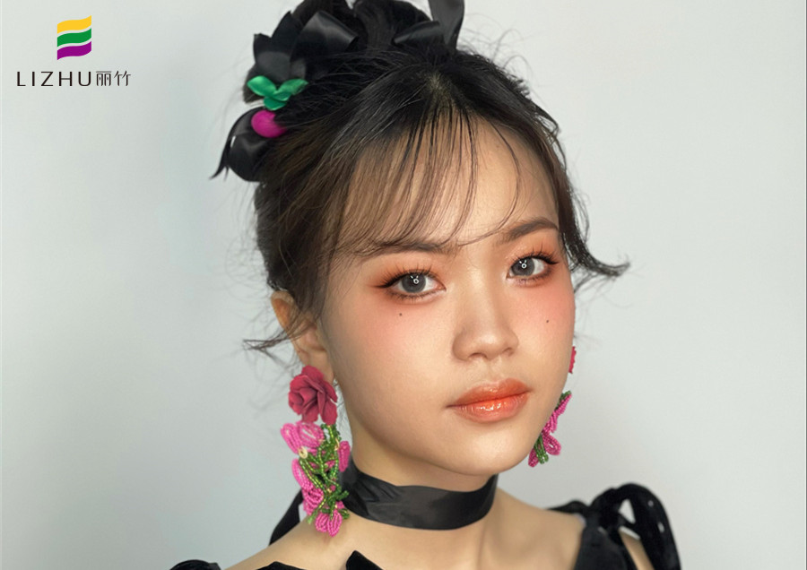 復(fù)古禮服造型，南寧化妝學(xué)校推薦