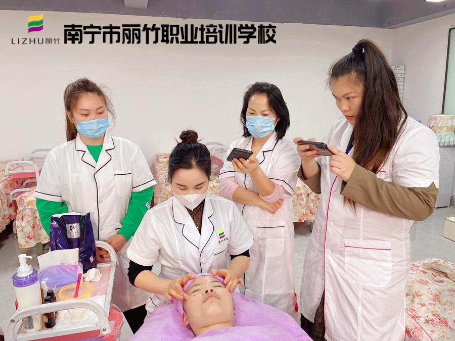 點(diǎn)按太陽(yáng)（xue）的注意事項(xiàng)，南寧按摩學(xué)校培訓(xùn)內(nèi)容