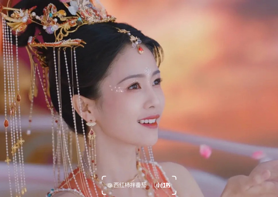 白鹿國風眼妝教程，南寧培訓美妝