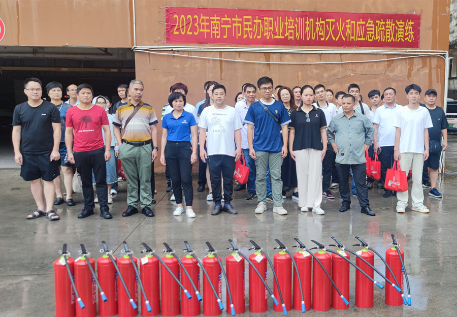 麗竹學校參與消防安全培訓，構(gòu)建安全“防火網(wǎng)”