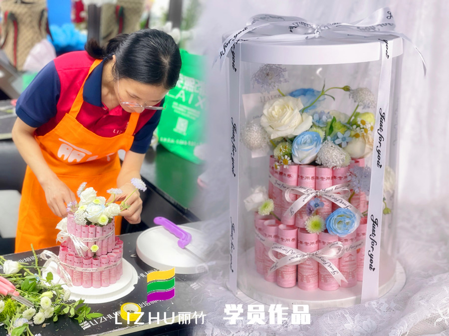 蛋糕花盒制作，南寧花藝學(xué)校課堂實訓(xùn)