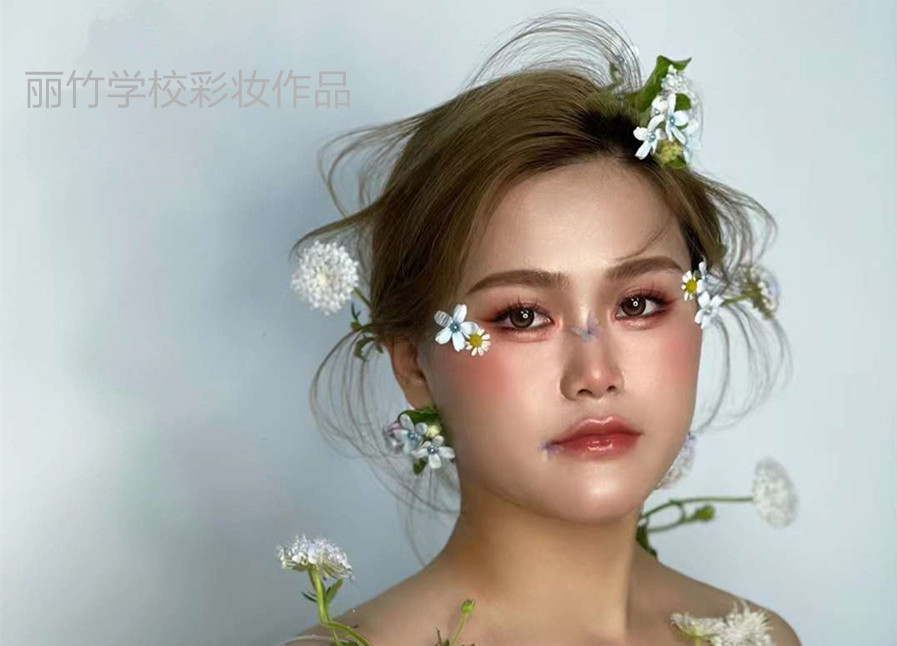 抽絲新娘造型，零基礎(chǔ)學化妝作品