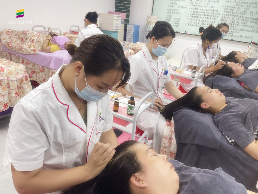 適合梳頭的時間？南寧頭療養(yǎng)生學習