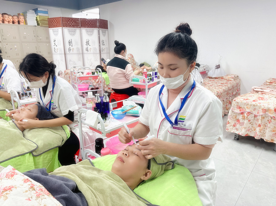 ?學美容心得體會：選擇麗竹，把握成功
