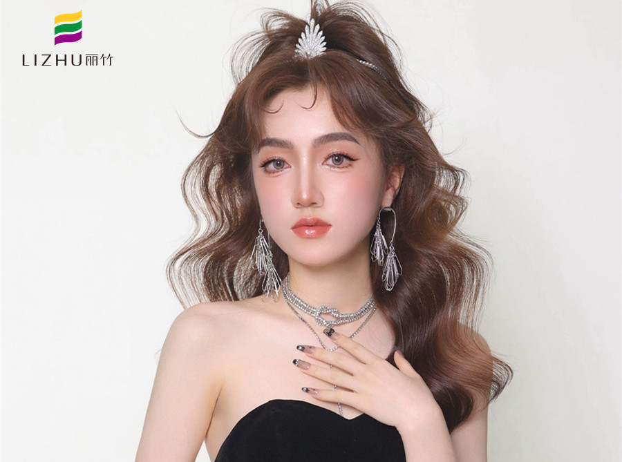 千金晚宴造型，南寧化妝彩妝造型學(xué)校作品