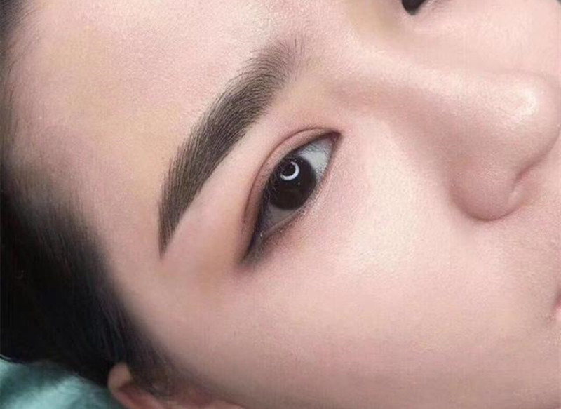 絲霧眉的特點，廣西眉眼唇技術學校教學
