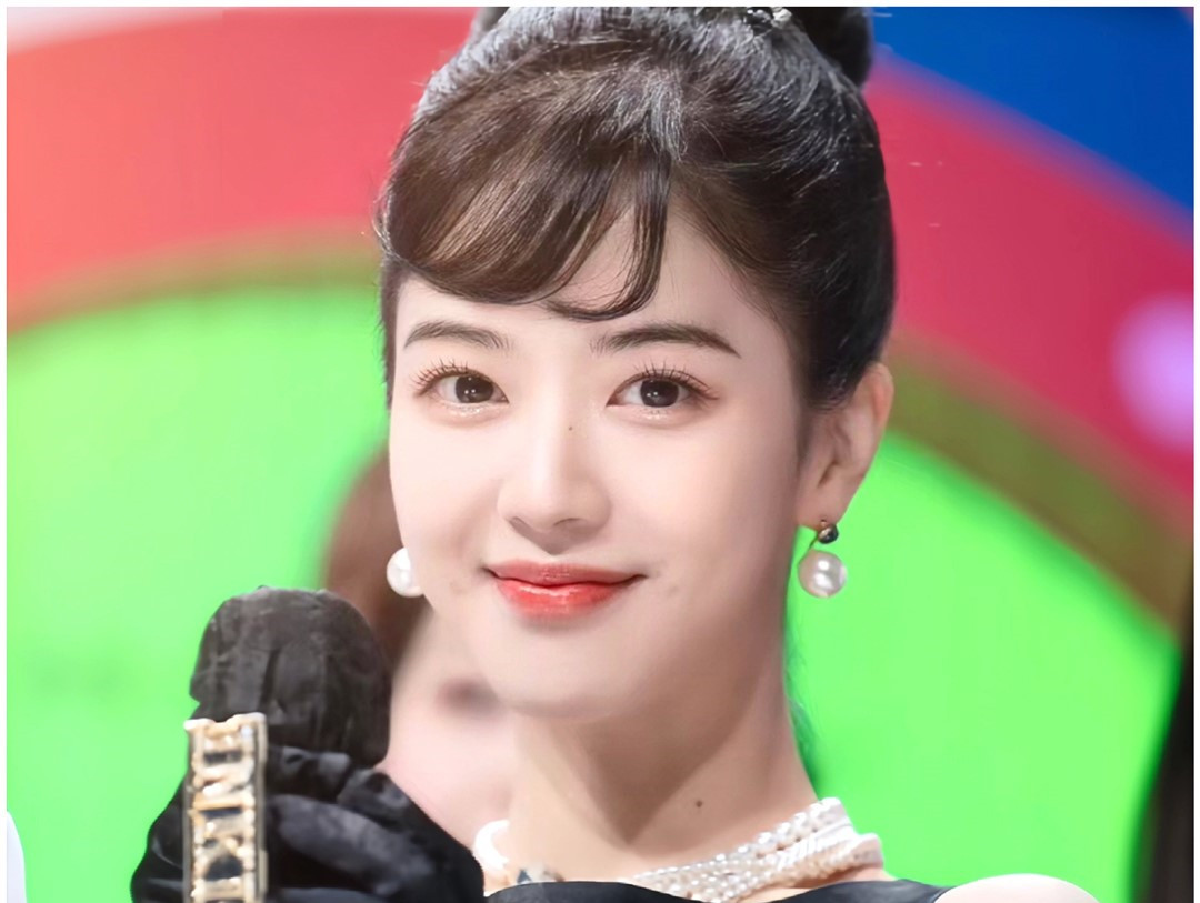 千金貴氣感妝容，南寧彩妝師專業(yè)培訓教程