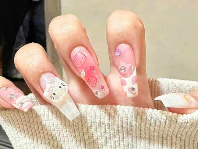 凱蒂貓美甲，南寧美甲款式造型學(xué)校分享