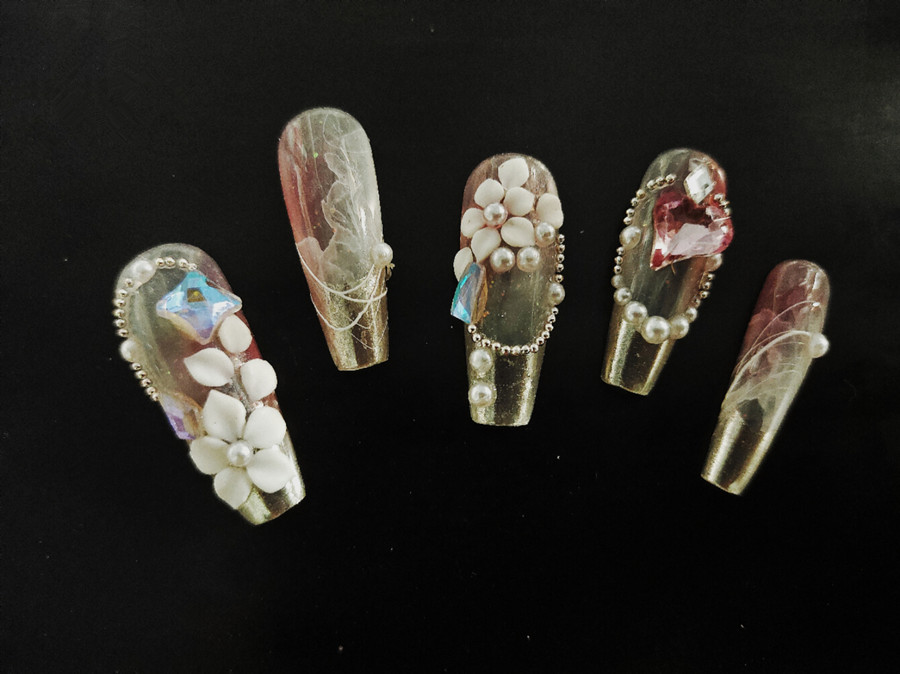 秋冬款尖花美甲，廣西美甲造型