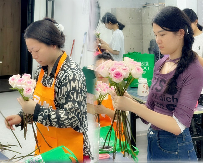 螺旋花束的教程，南寧花藝師學(xué)校分享