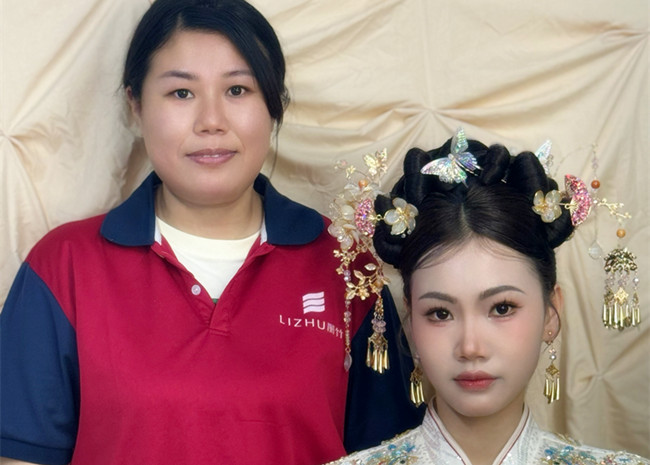 新中式秀禾，南寧化妝學(xué)校十大品牌
