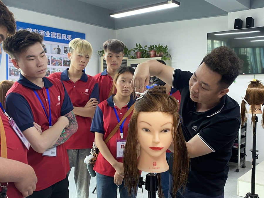 女士發(fā)尾分為哪幾類？廣西女士造型分享