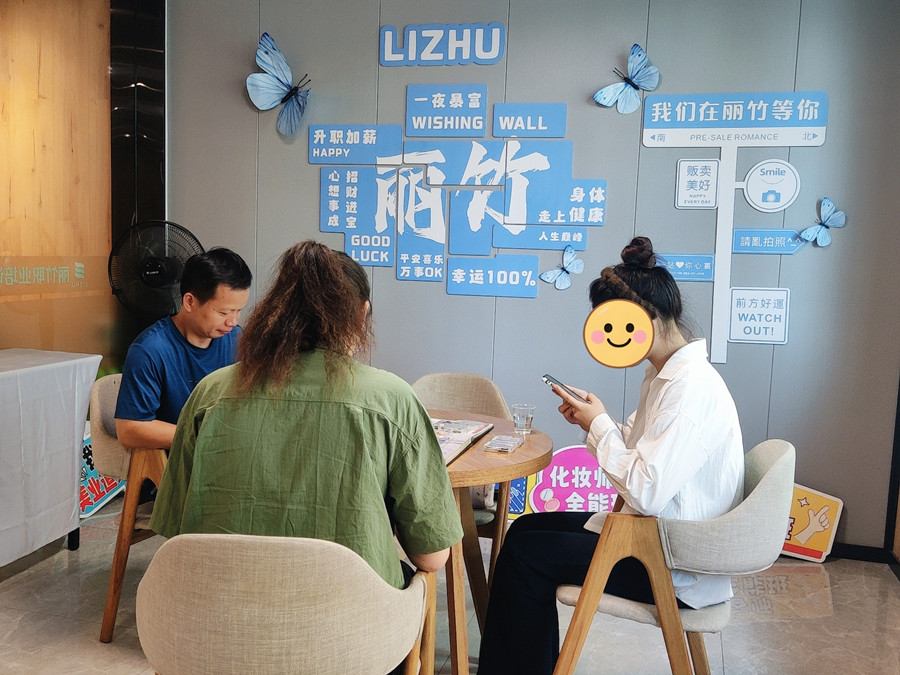 考不上大學(xué)怎么辦？高中畢業(yè)學(xué)什么有前途？